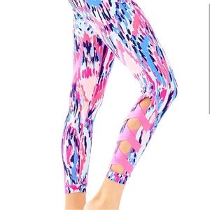Lilly Pulitzer Luxletic Callie Weekender leggings